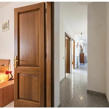 Residenza Tirrenia Massa (Tuscany)