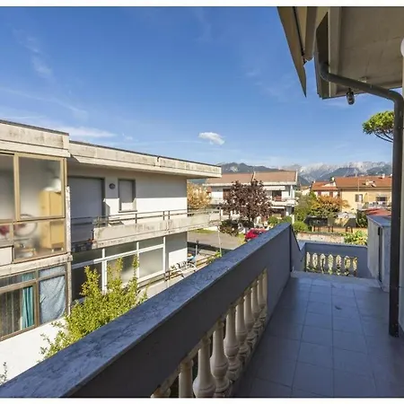 Residenza Tirrenia Dom wakacyjny